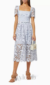 LACE MIDI DRESS IN GUIPURE