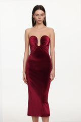 Yamia Romantic Contour Strapless Ruched Velvet Midi Dress
