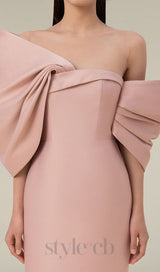 OFF SHOULDER RUCHED MIDI DRESS IN PINK