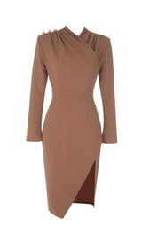 IRREGULAR PLEATED HIGH SPLIT METAL BUCKLE DRESS IN CAMEL styleofcb