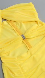 CUTOUT ONE-SHOULDER MIDI DRESS IN LEMON DRESS STYLE OF CB