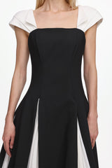 Saly Short Sleeve Contrast Pleated Woven Maxi Dress