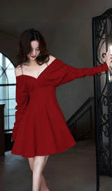 V-NECK LONG-SLEEVED A-LINE SUSPENDER DRESS