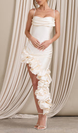 SOLID COLOR FLORAL HIP-HUGGING PLEATED SUSPENDER DRESS