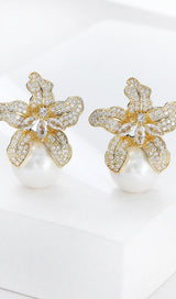 LILY GOLD PEARL EARRINGS Earrings blingmyfriend 