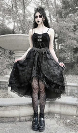 SWEETHEART NECKLINE CLASSIC GOTHIC VELVET DRESS sis label 