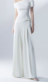 WHITE FEATHER PLEATED TWO PIECES SUIT