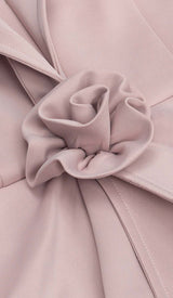 APPLIQUÉD BANDAGE MIDII DRESS IN PALE PINK DRESS STYLE OF CB 