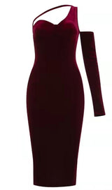 BLACK ONE SHOULDER VELVET MIDI DRESS styleofcb 
