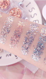 Glitter glitter for gel eye makeup. styleofcb 